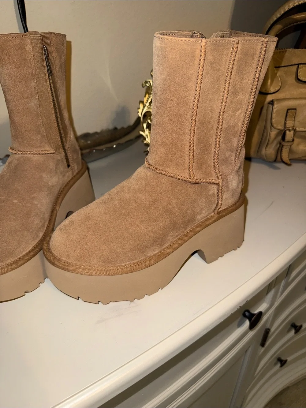 UGG Women's Suede Platform Ankle Boots in Chestnut Brown